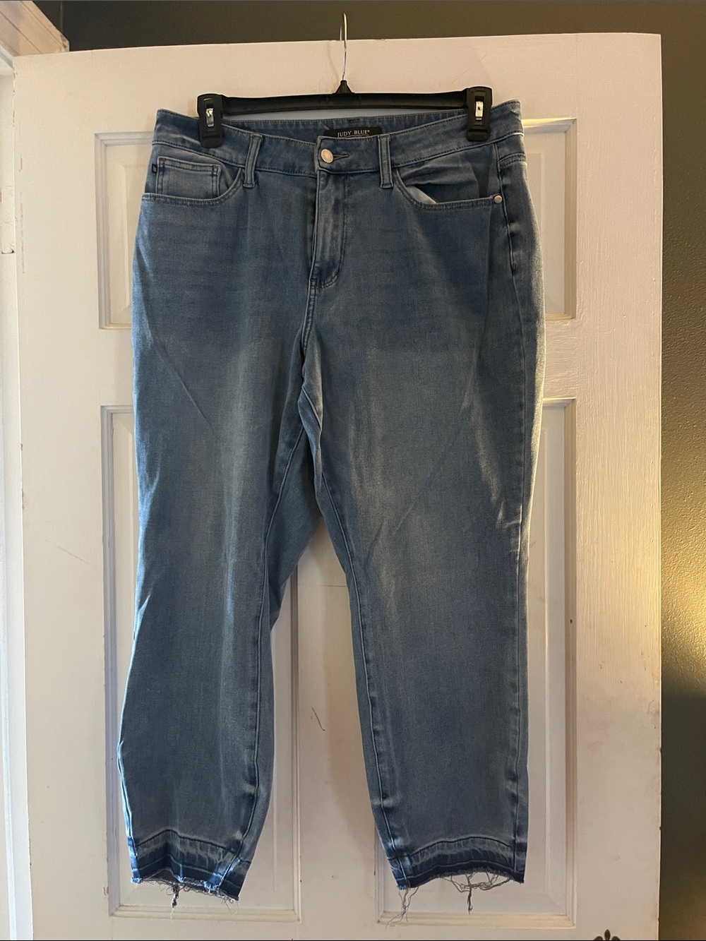 Judy Blue Light Blue Cropped Straight Jeans